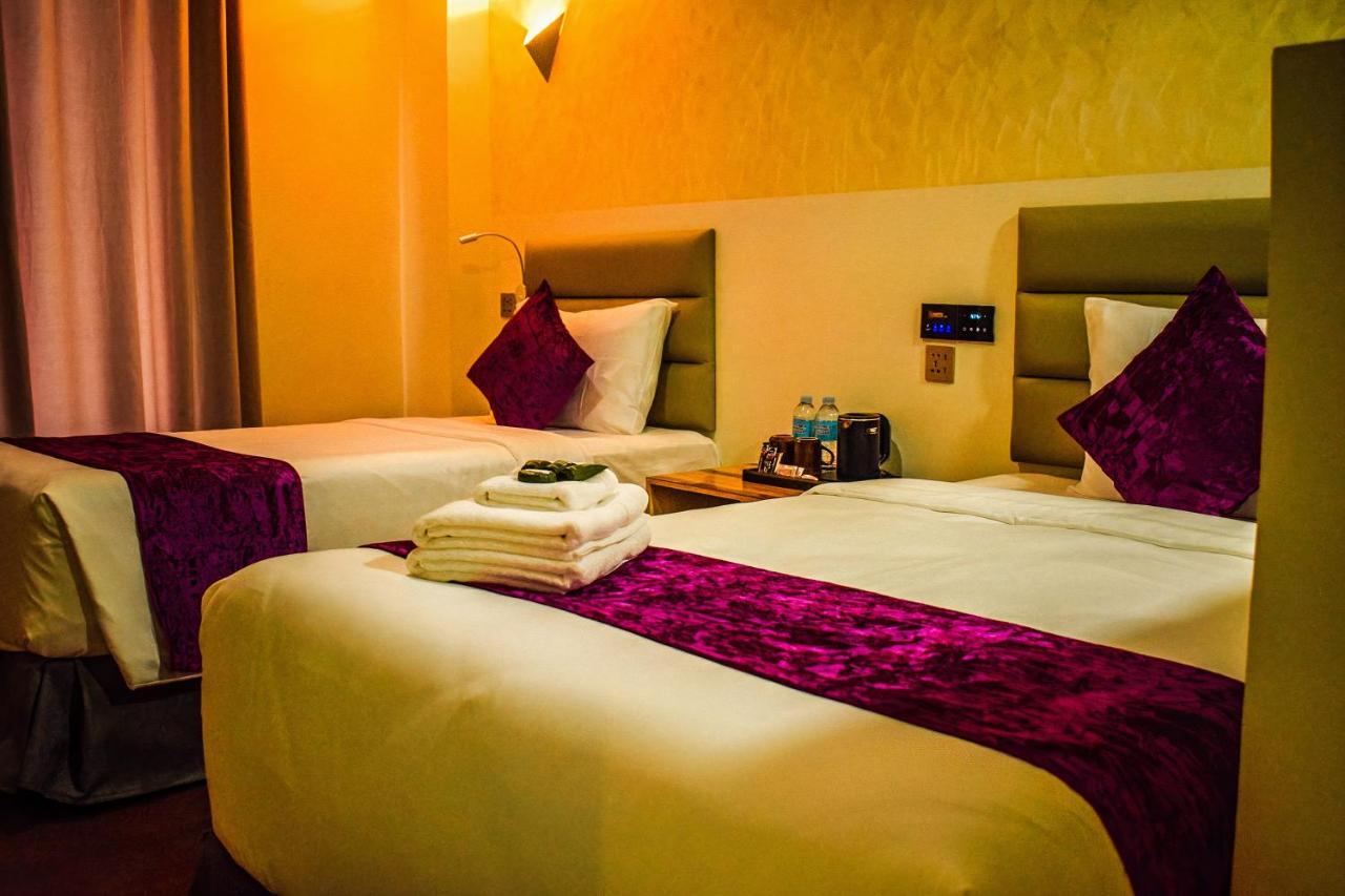 Sempre Premier Inn - Mactan Airport Hotel 麦克坦 外观 照片
