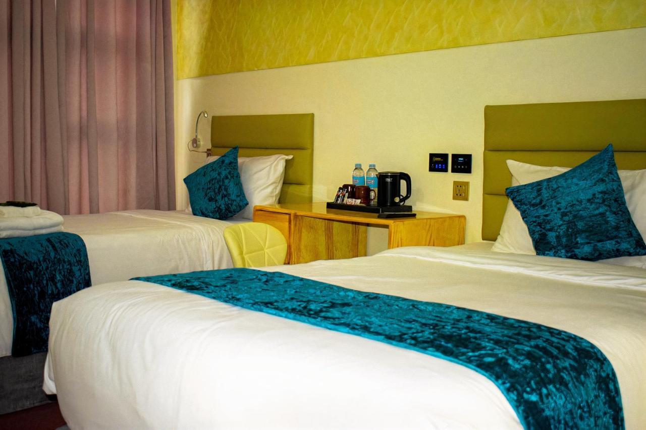 Sempre Premier Inn - Mactan Airport Hotel 麦克坦 外观 照片