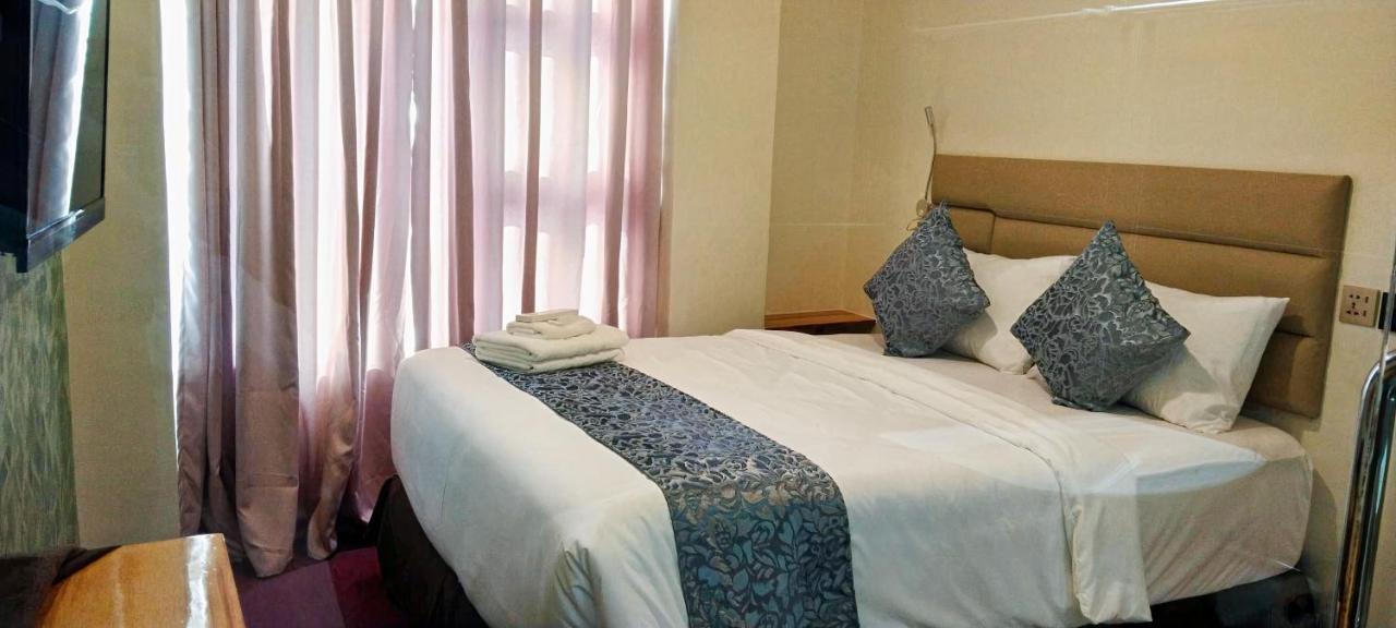 Sempre Premier Inn - Mactan Airport Hotel 麦克坦 外观 照片