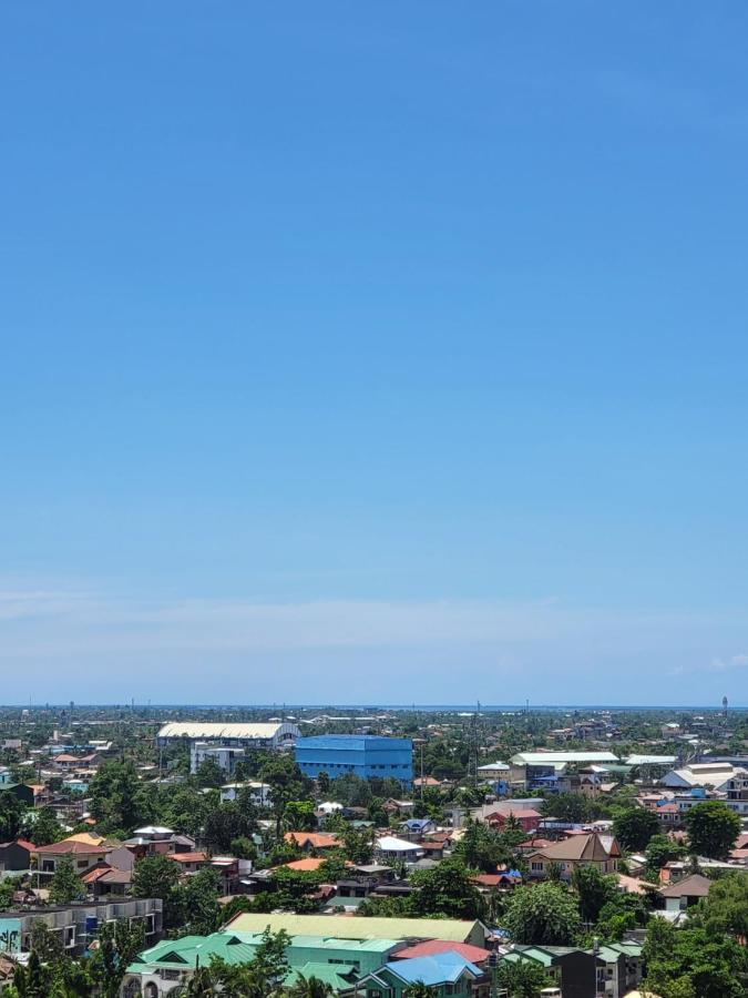 Sempre Premier Inn - Mactan Airport Hotel 麦克坦 外观 照片