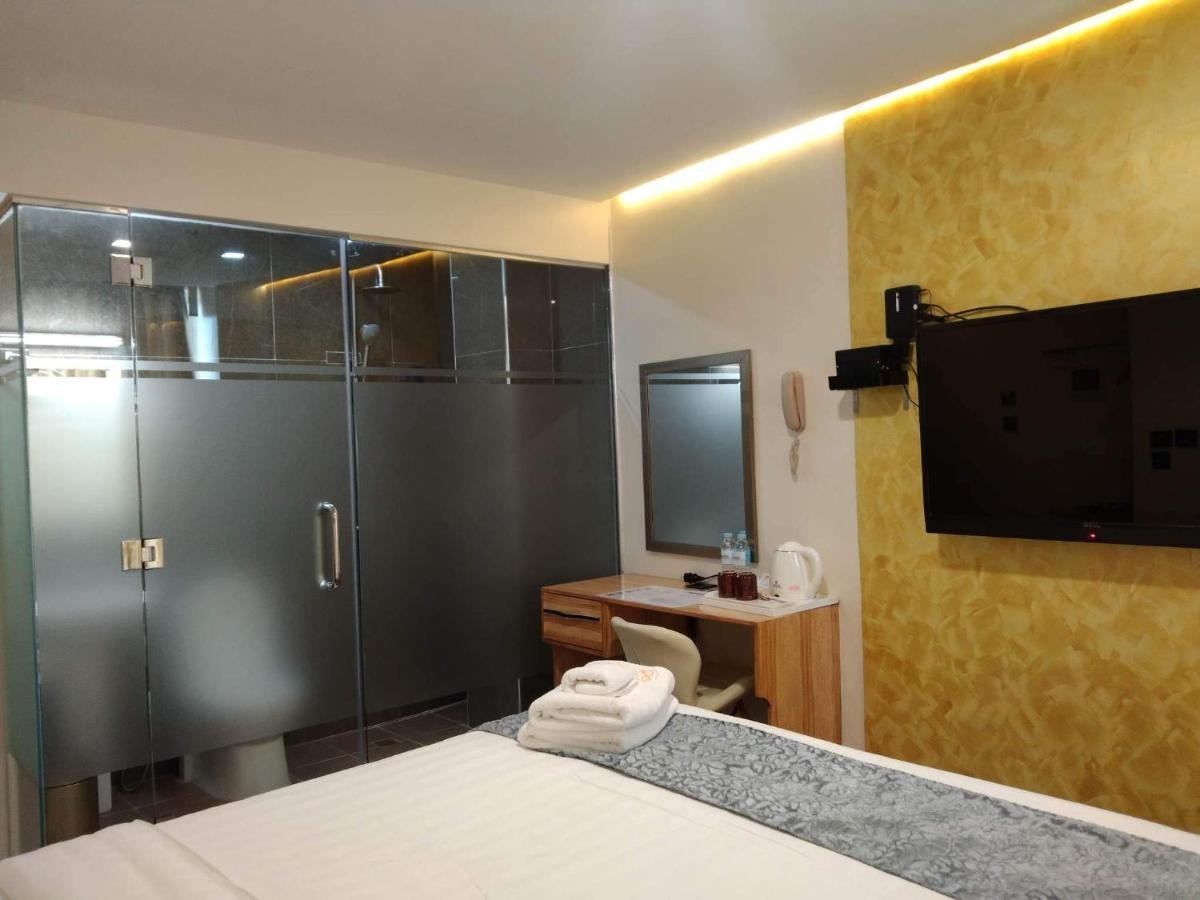 Sempre Premier Inn - Mactan Airport Hotel 麦克坦 外观 照片